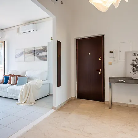 Metro Rivoli - High-end Vista Alpi - Grandmaison * Turin